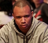 Photo: phil ivey golf bet