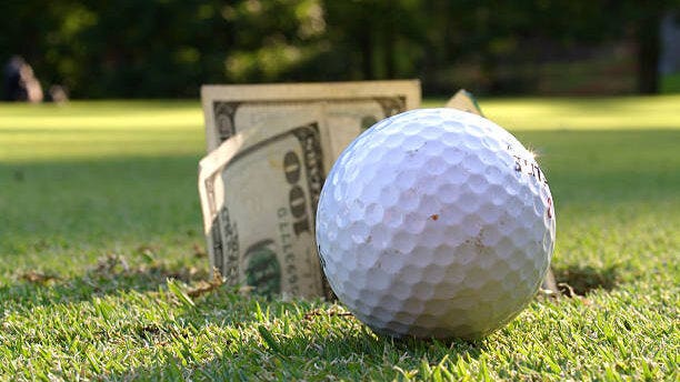 Photo: golf over under betting
