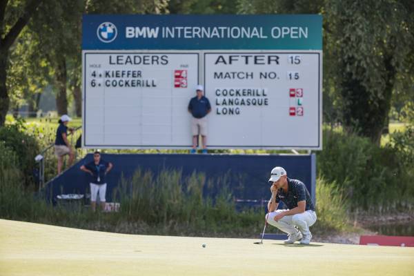 Photo: bmw golf scoreboard