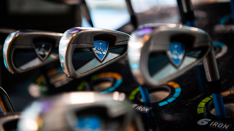 Photo: does topgolf have lefty clubs
